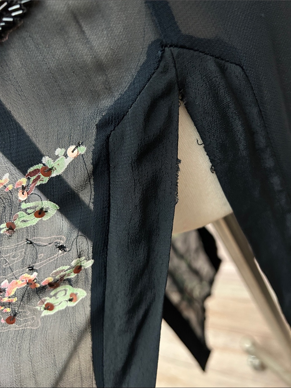 VTG Cache Sheer Black Embroidered Butterfly Duster Asian frog closure sz small - Picture 13 of 16